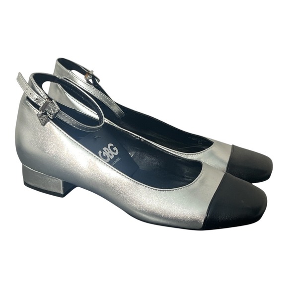 GBG Los Angeles Shoes - GBG Guess Womens 8 Silver Black NWT Metallic Cap Toe Ankle Strap